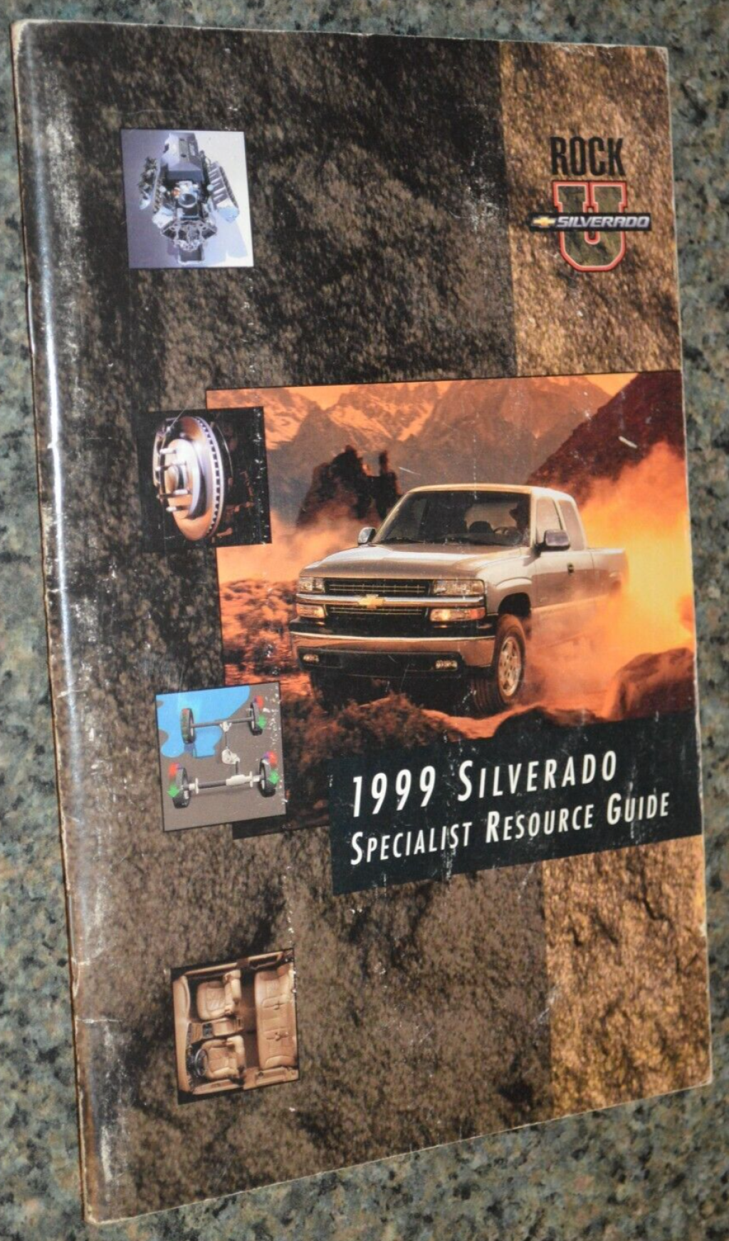 Picture of: ★★ CHEVY SILVERADO SPECIALIST RESOURCE GUIDE OWNERS MANUAL TRUCK   ★★