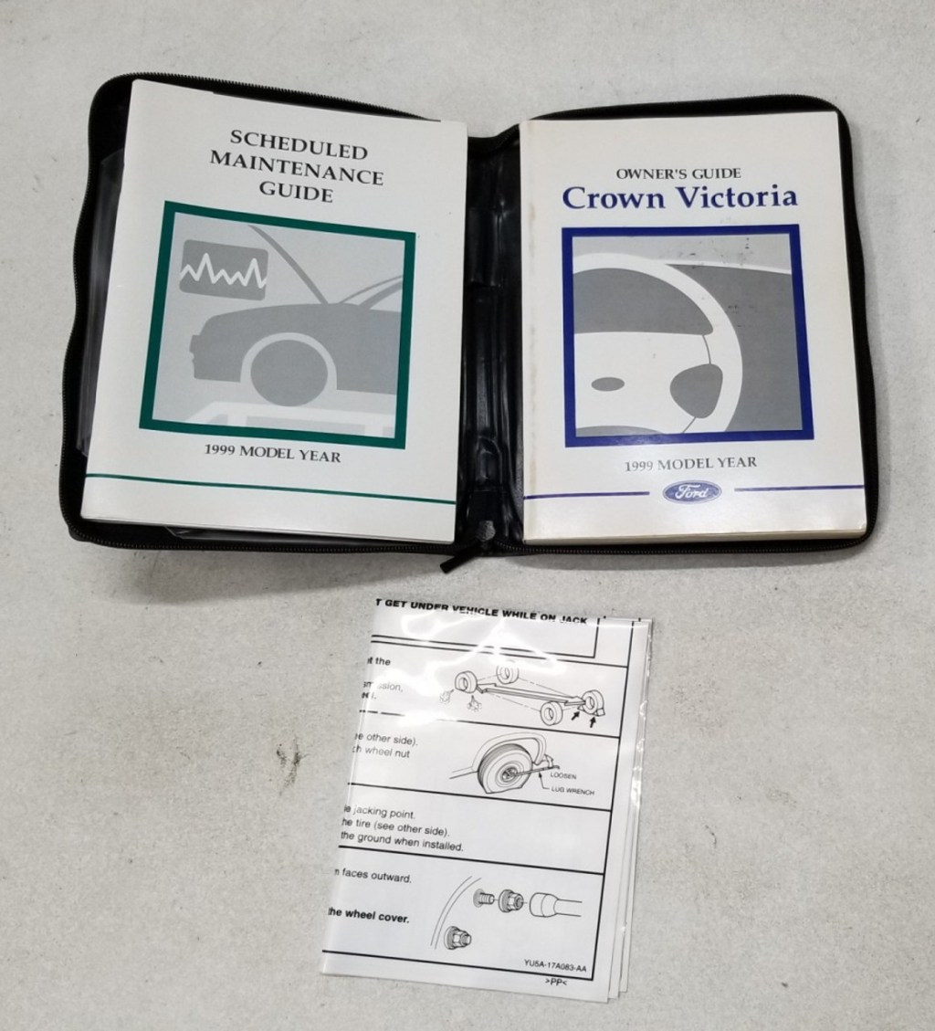 Picture of: Ford Crown Victoria OWNERS MANUAL Kit with Ford OEM Case